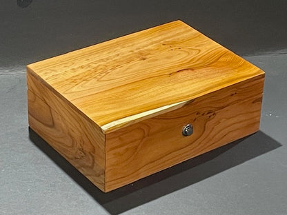 Medium Jewellery box