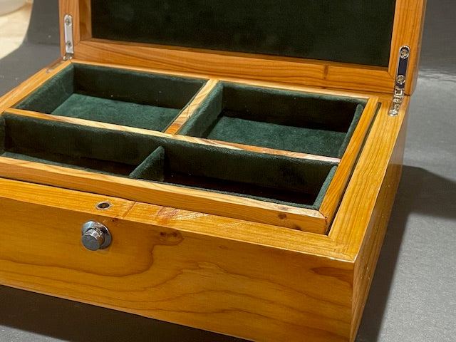 Medium Jewellery box