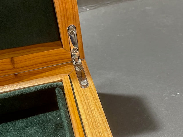 Medium Jewellery box